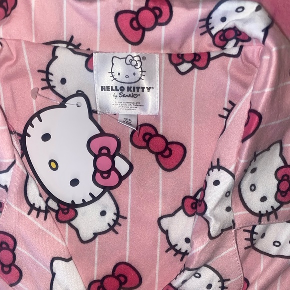 Hello kitty pj set XL - Picture 3 of 3